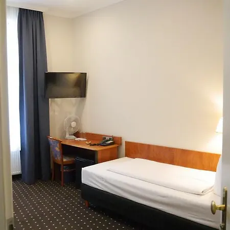 Hotel Zeil 3*