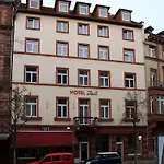 Hotel Zeil 3*